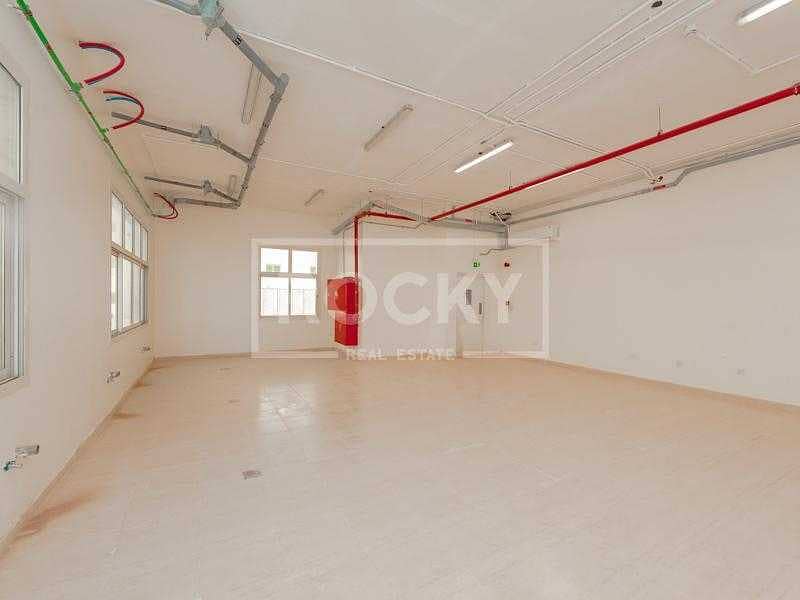 6 Labour camp 90 rooms | for RENT | DIC