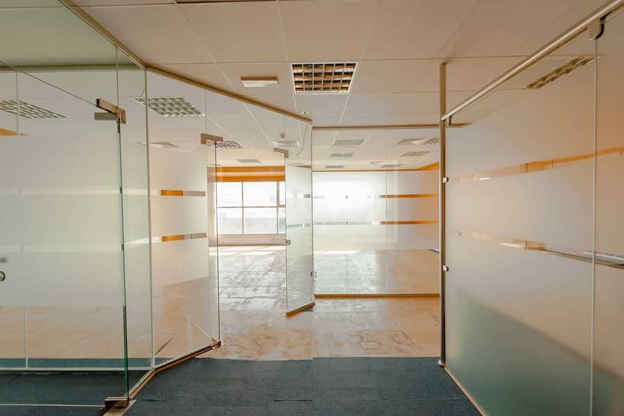 16 Fitted Office | Near Metro | 30 Days Free | Sh Zayed Road