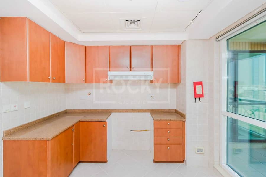 13 Chiller Free | 2-Bed | Closed To Dubai Mall