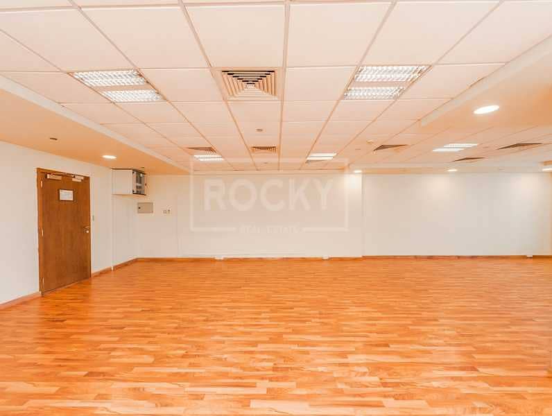 4 Fitted Office | Free Chiller and Dewa | Close to Metro