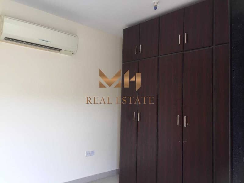 14 Vacant | 6 BHK + Maid + Driver's  room | With Balcony