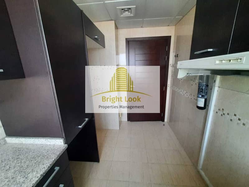 11 Well Maintained  1 BHK with Wardrobes| 4 Payments