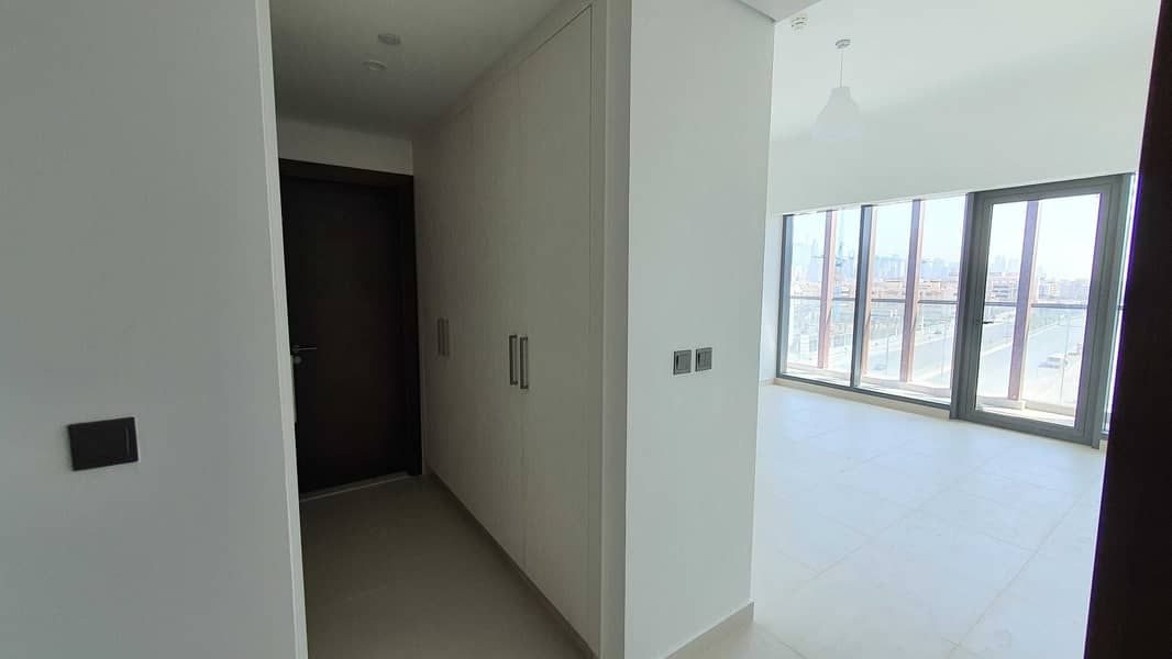 19 Brand New Spacious 2BR l Amazing View l 4 to 6 cheques