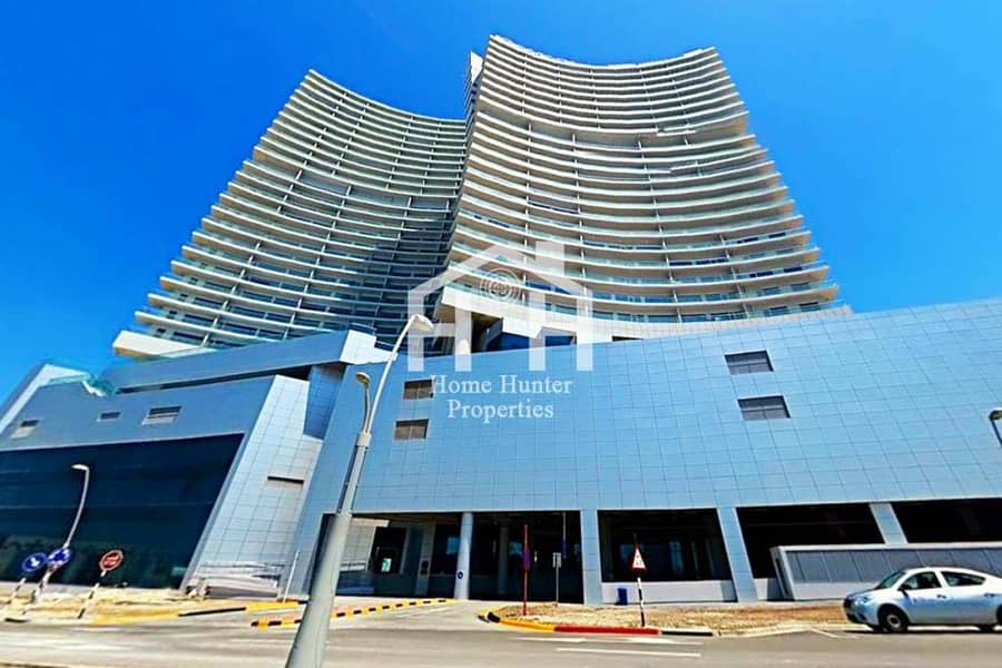 Stunning Corner Unit With Excellent Full Sea View.