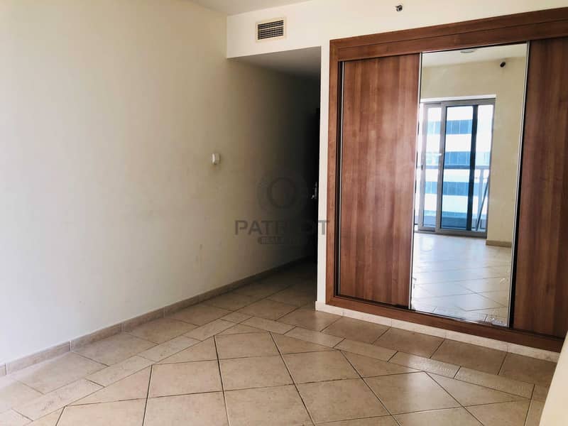 5 Partial Sea View l One Bedroom l Unfurnished l  High Floor