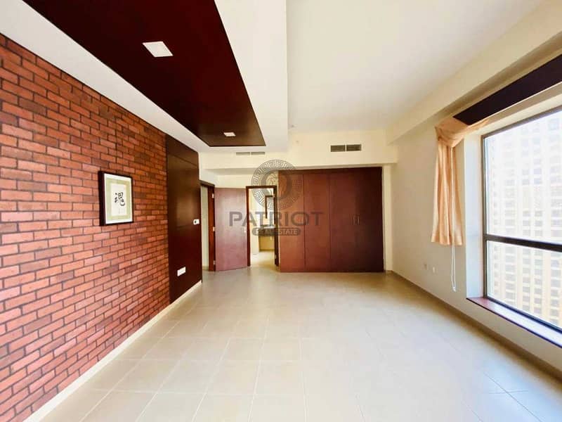 3 Spacious - Well Equipped- Sea view -2BHK
