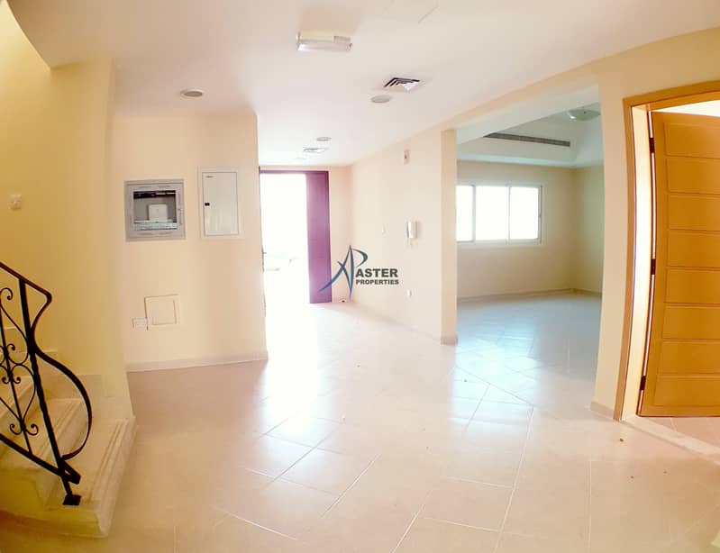 3 4BR Villa|Backyard|Shared Pool/Gym 24/7 Security KCA