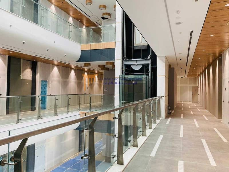 15 Shops inside Brand New Mall Near Burj Al Arab