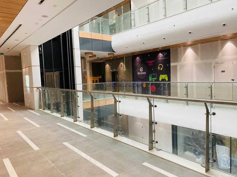 18 Shops inside Brand New Mall Near Burj Al Arab
