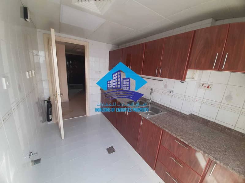 9 1bedroom in khaldyah for rent good area