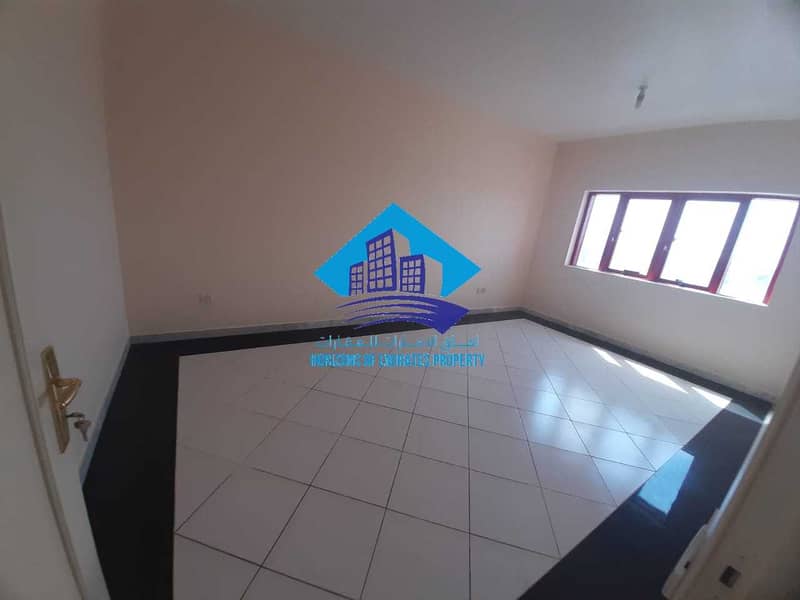 2 1bedroom in khaldyah for rent good area