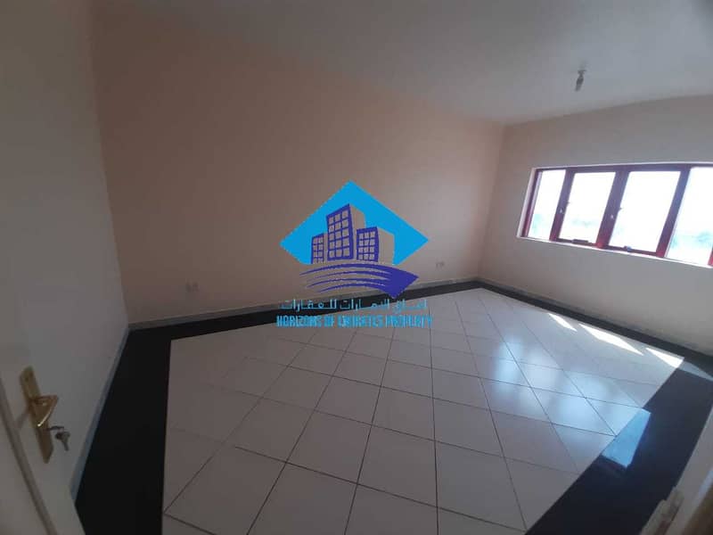 5 1bedroom in khaldyah for rent good area