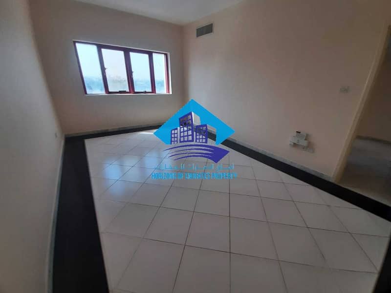4 1bedroom in khaldyah for rent good area