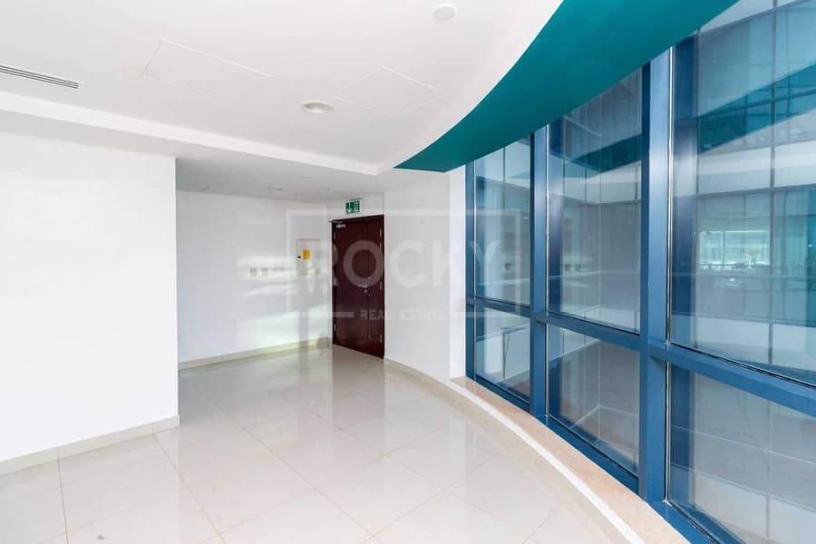 13 Fitted | Office | with Pantry | Jumeirah Bay X2