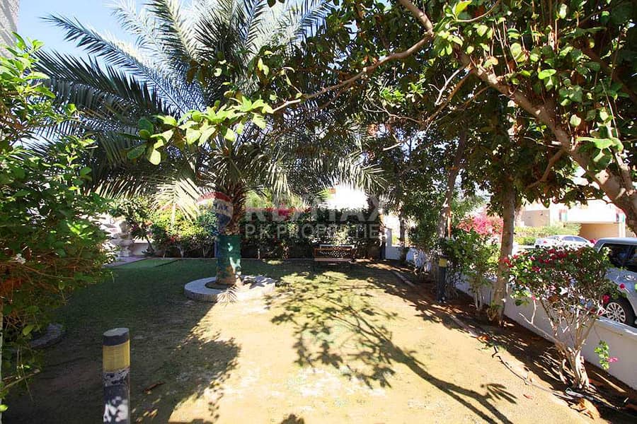 32 Perfect Villa -Backing Park - Private Pool Allowed
