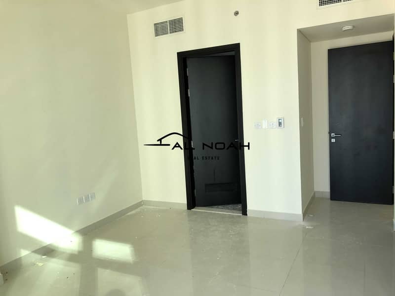 5 High Floor | Ready to move in 1BR Apt Upto 4 Chqs