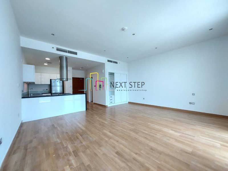 Ultra Modern Studio Room with All Facilities & Parking