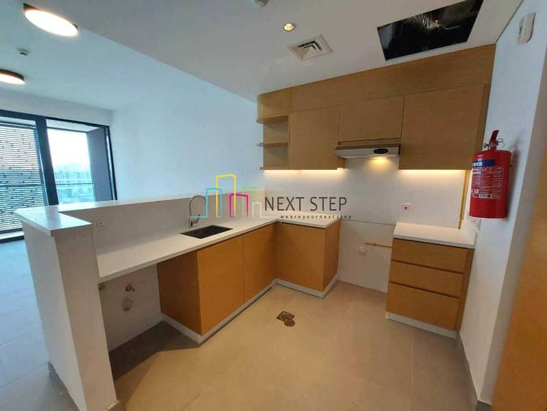 5 Charming 1 Bedroom with Balcony l Gym & Pool Facilities l Parking l