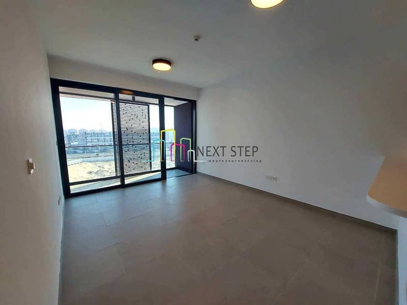 6 Charming 1 Bedroom with Balcony l Gym & Pool Facilities l Parking l