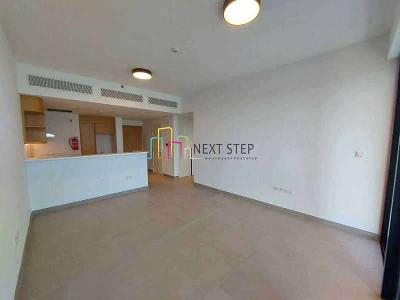 7 Charming 1 Bedroom with Balcony l Gym & Pool Facilities l Parking l