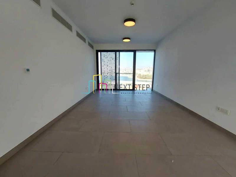 10 Sophisticated 3BR with Maidsroom l Full Sea view l Gym & Pool l Parking