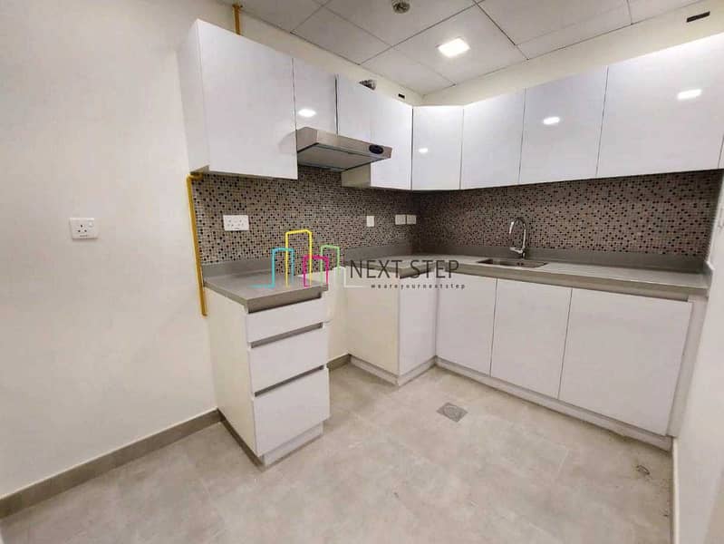 4 Magnificent 1 Bedroom with Balcony & Parking