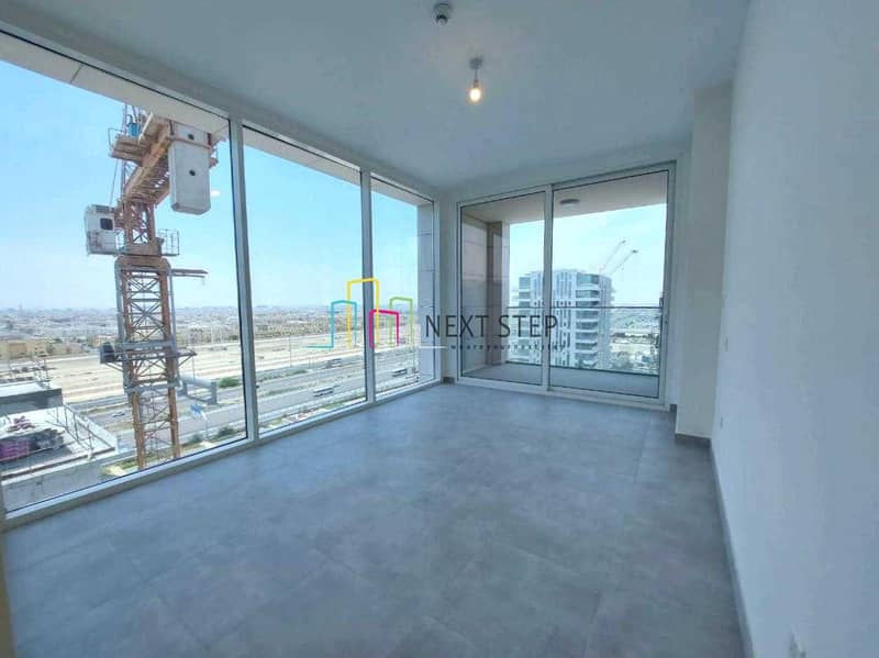 6 Magnificent 1 Bedroom with Balcony & Parking