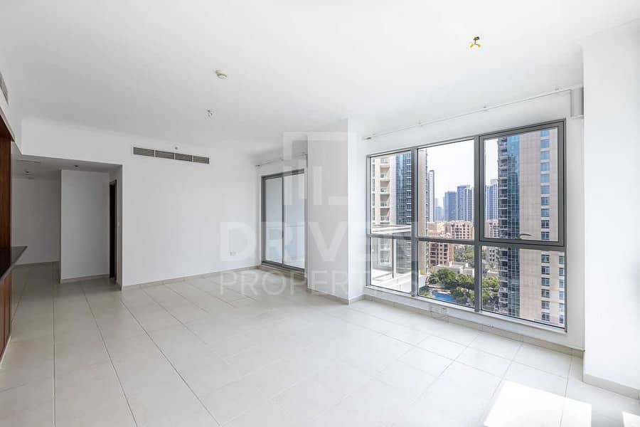 Fountain Views | Well-kept and Huge Unit Fountain Views | Well-kept and Huge Unit