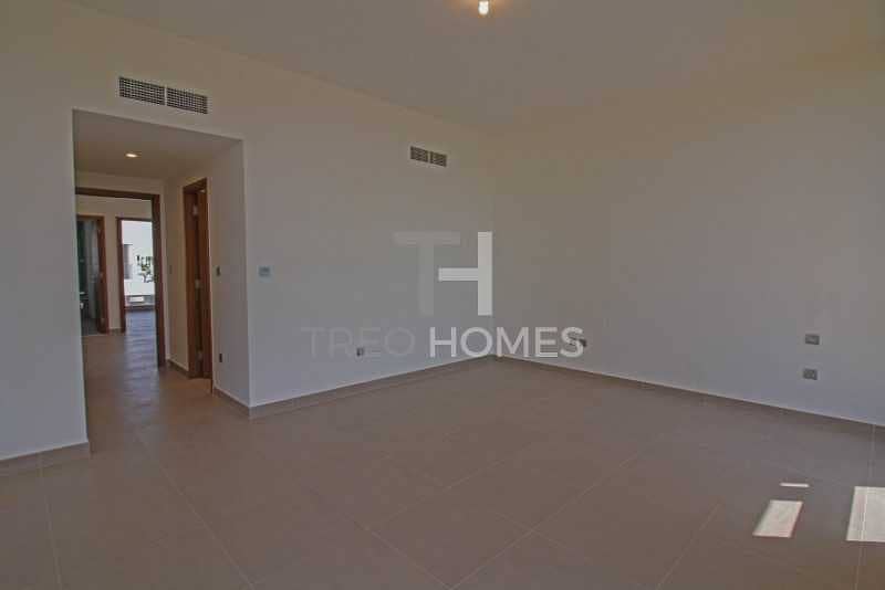 18 Private single row E3|Landscaped|Rented