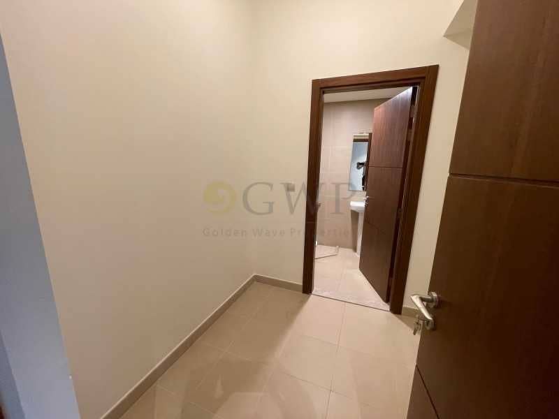 12 EXCLUSIVE|WELL MAINTAINED| BURJ VIEW|VACANT NOW
