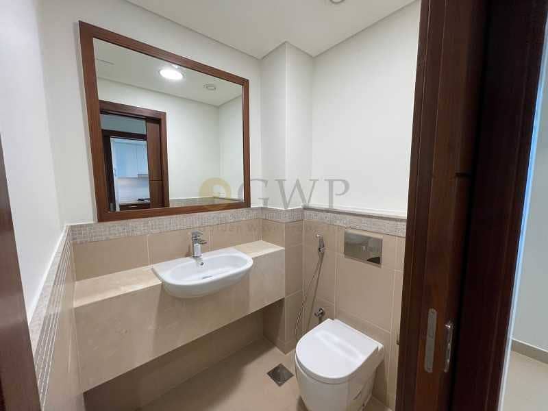17 EXCLUSIVE|WELL MAINTAINED| BURJ VIEW|VACANT NOW