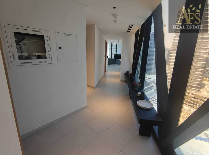 2 Burj Khalifa View | 2BR | Fully Furnished | One Month Free| Spacious| Chiller & Gas Included
