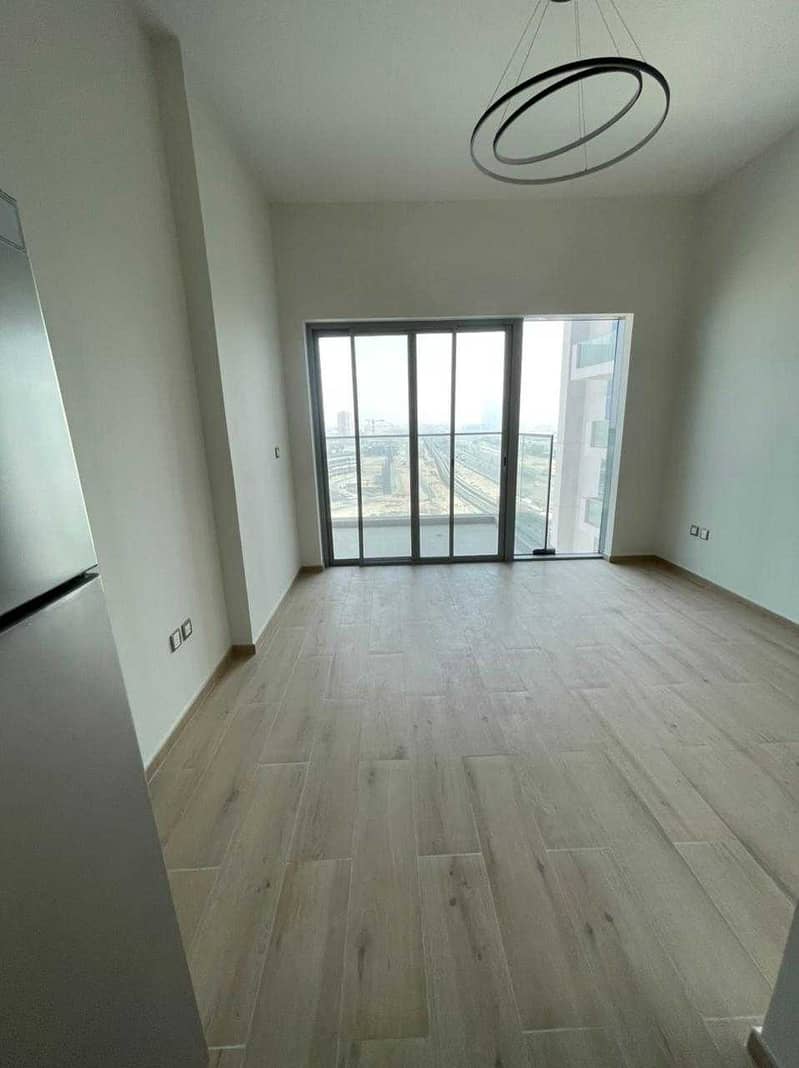 10 CLOSE TO METRO STATION !! SEMI FURNISHED STUDIO  WITH BALCONY FOR RENT IN AZIZI AURA RESIDENCES JUST 23000/