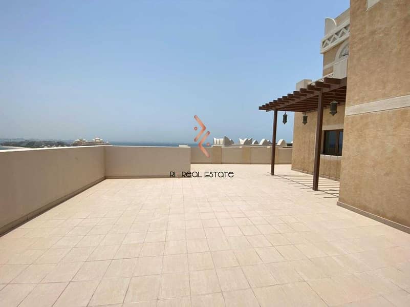 15 6BR with Private Pool & Private Access to the Beach