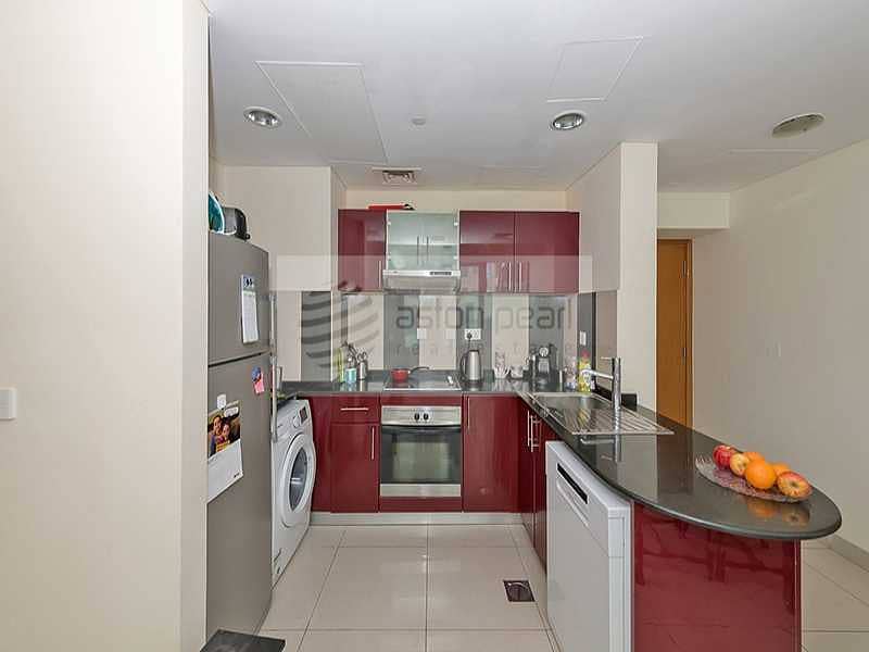 6 Exclusive | 2 Bedrooms | Well Maintained Apartment