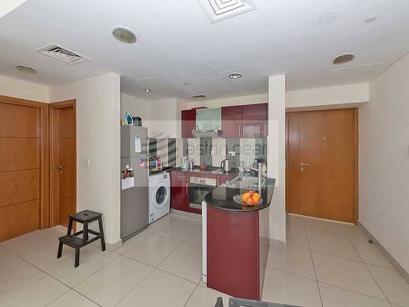 7 Exclusive | 2 Bedrooms | Well Maintained Apartment