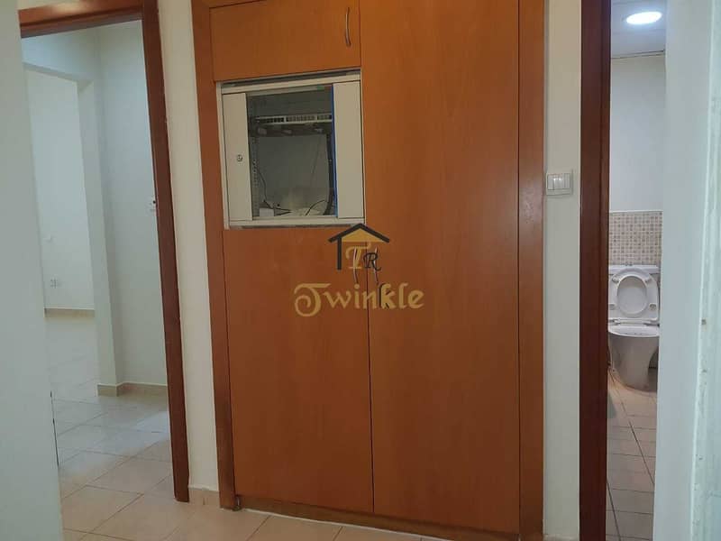 10 The Dunes |Spacious 1 B/R For Rent In Silicon Oasis 30k