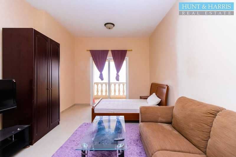 4 Fully Furnished Studio - Amazing Golf Course & Lagoon View