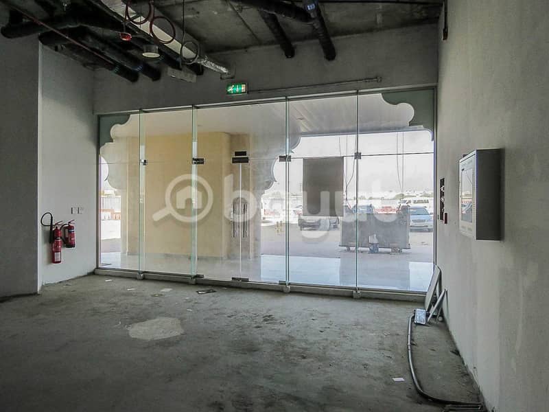69 Retail shop Unfurnished in Brand New Building