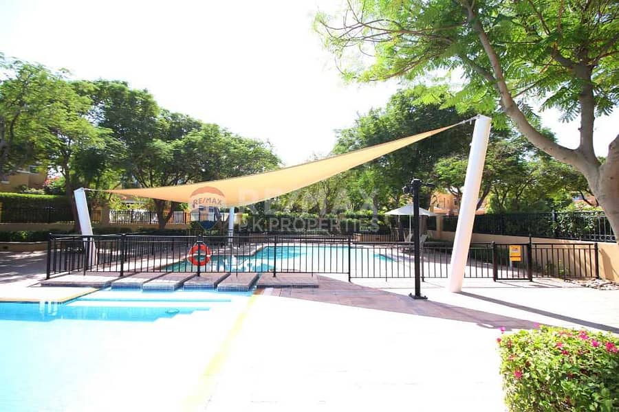 26 Single Row | Well Maintained | Facing Park and Pool