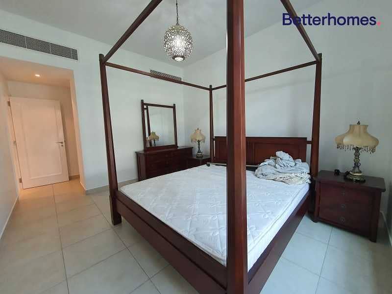 15 Fully Furnished | Immaculate Condition | Vacant