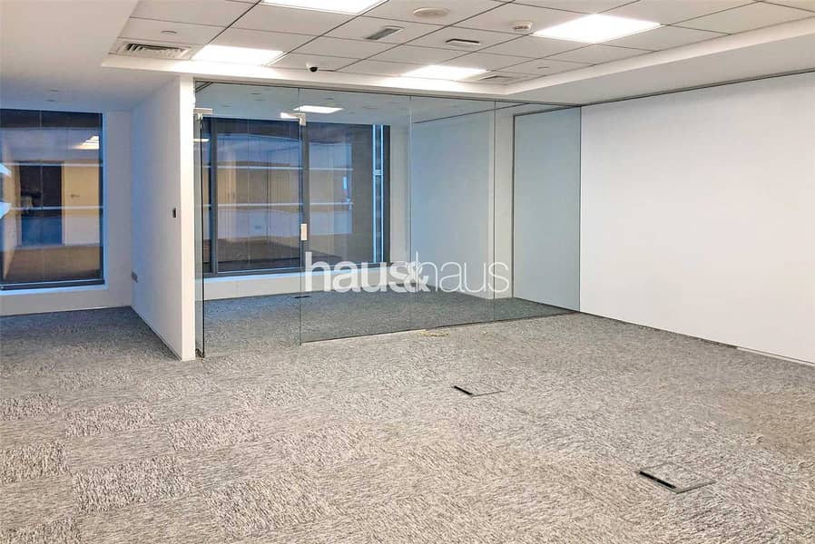 10 Funky Fitted Office | SZR | Open plan