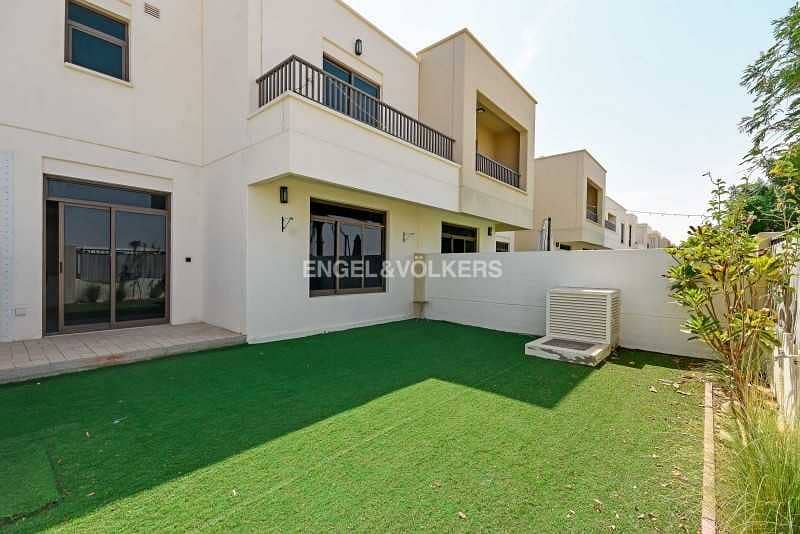 8 Type 6 | Vacant | Single Row | Landscaped