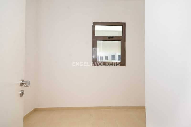 17 Type 6 | Vacant | Single Row | Landscaped