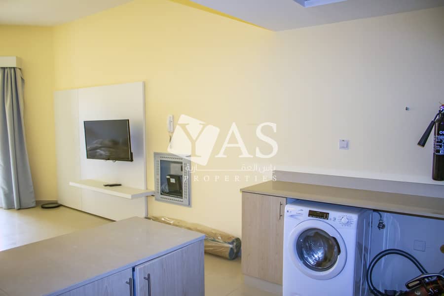 11 Hot Deal | Large Studio | Fully furnished