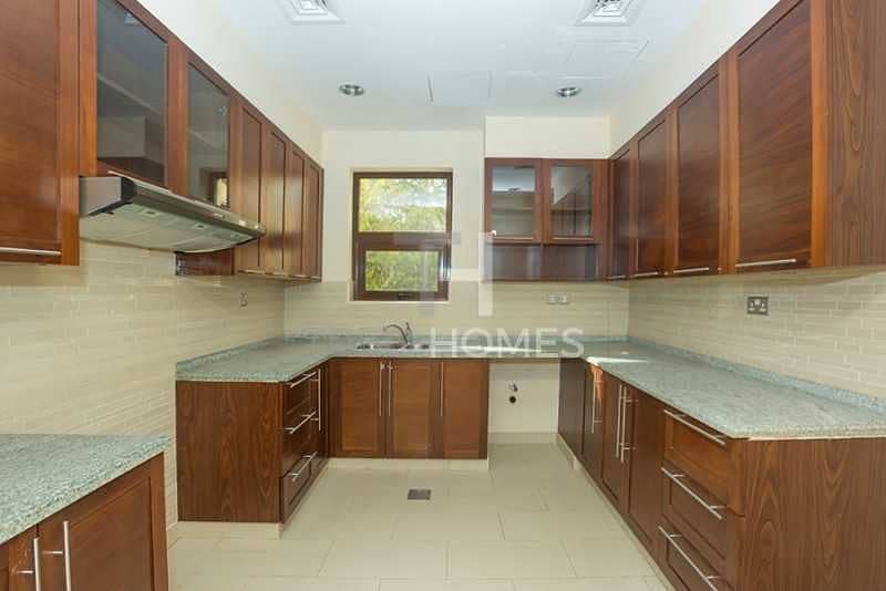 7 Spacious Layout | Upgraded | 4Beds+Maid