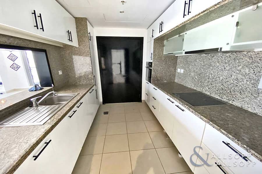 9 Upgraded | Chiller Free | 1Bed | Available
