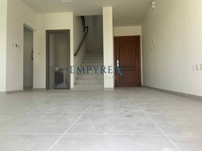 3 Super deal 3Bed+Maid  | SINGLE ROW  I CLOSE TO POOL