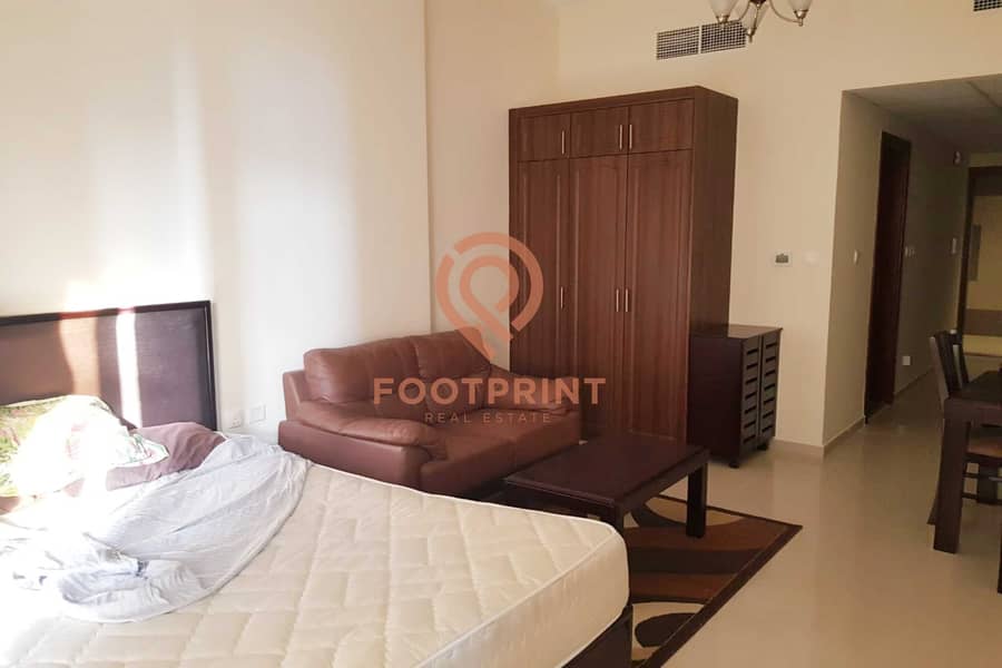10 Cozy Furnished  Studio In Good Building
