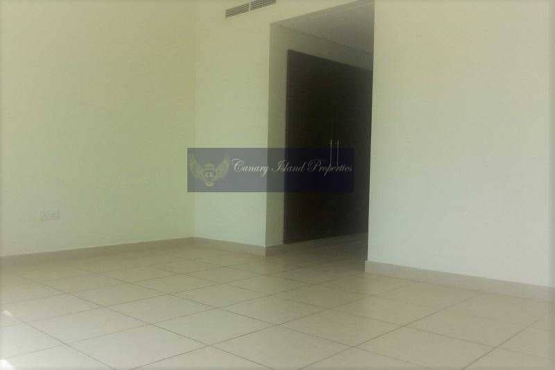 6 VACANT UNFURNISHED 2BHK APT FOR SALE